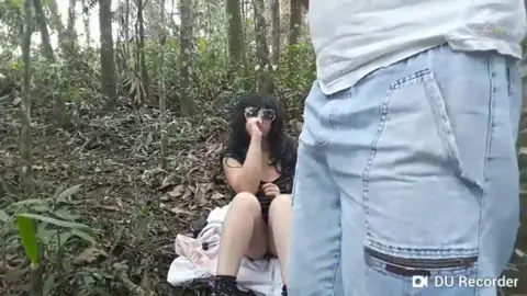 سكس سوري مع جليسة أطفال في الحديقة بدون فواصل
