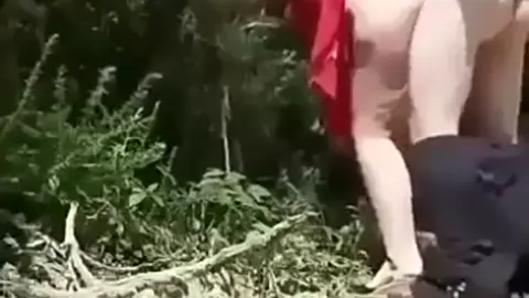 سكس سويدي محررة أخبار تتنك في الطريق العام بتقنية HD