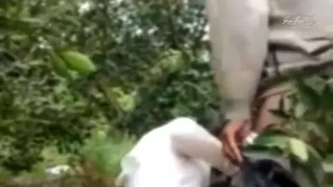 سكس عربي نيك طالبة محجبة بقوة في المزرعة