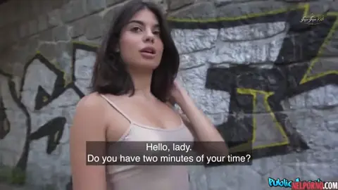 سكس ايطالي شرموطة تتناك نيك في الشارع