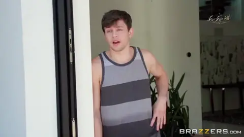سكس مساج نيك كس زوجة الأب الجديدة وتدليكها بجانب المسبح