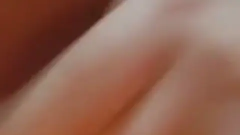 سكس نودز مصرية بزازها ضخمة تصور فيديو اندر ايدج لحبيبها