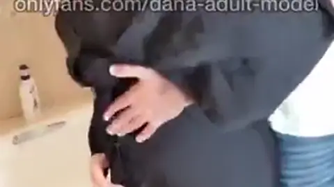 سكس عربي منقبة تطلب قفش بزازها بسرعة يا سعد قبل ما حد يجي مع نيك فاجر